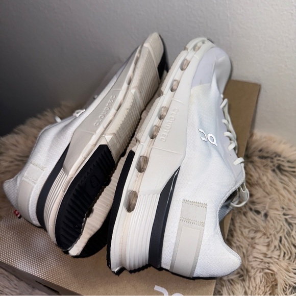 ON CloudNova Form Size 8 Women's Shoes Sneakers White/ Eclipse W/box WORN Once - Picture 9 of 17